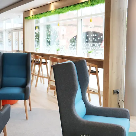 Holiday Inn Express, Chester Racecourse By Ihg-3