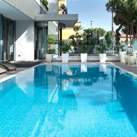 Club House Hotel-3