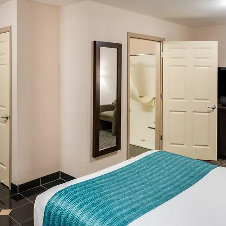 Suburban Studios Avondale-2