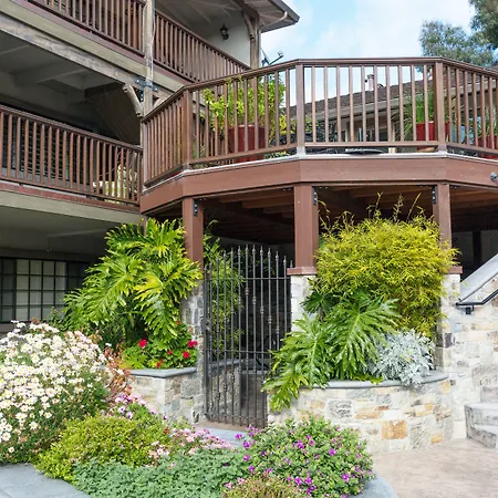 Coachman'S Inn, A Four Sisters Inn-3
