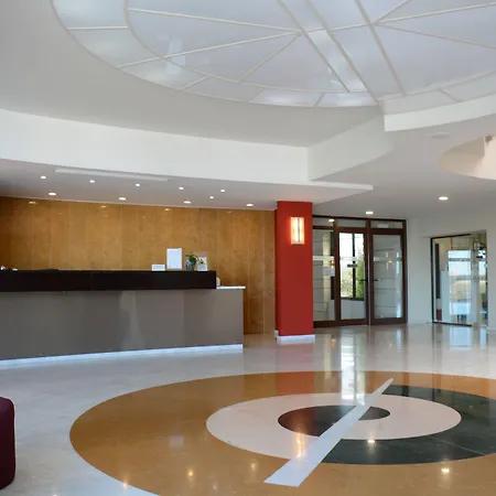 Macaris Suites & Spa-2