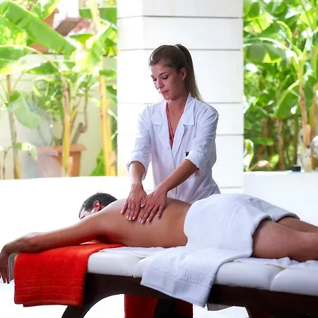 Macaris Suites & Spa-3