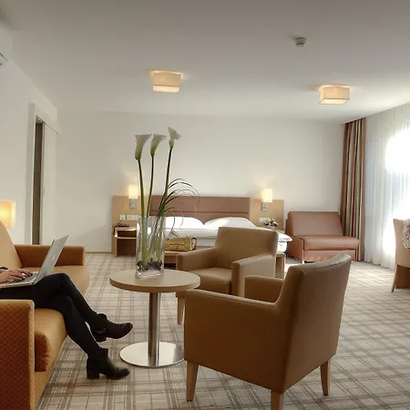 Central City Hotel Rochat-2