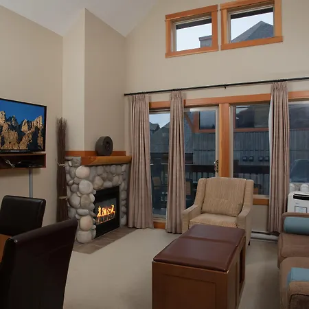 Lodges At Canmore-3