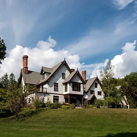 Manor House Inn (Adults Only)-2