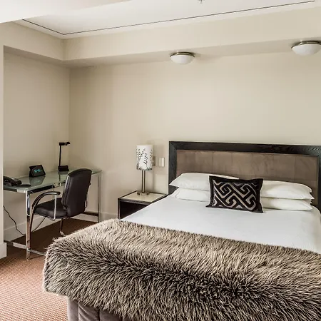 Bolton Hotel-2
