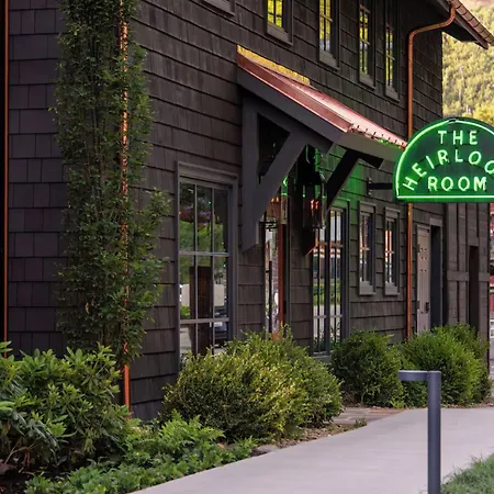 Historic Rocky Waters Inn, A Small Luxury Hotel-3