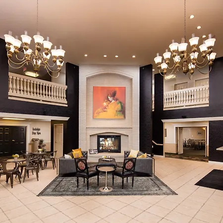 Wyndham Garden Galena Hotel & Day Spa-2