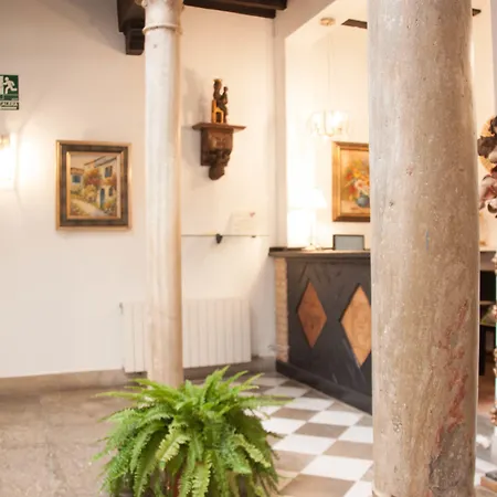 Hotel Rosa De oro-3