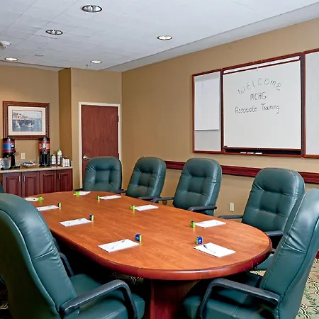 Hampton Inn & Suites Rockland-3