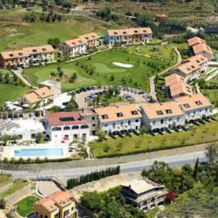 Castellaro Golf Resort-3