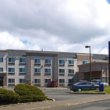 Comfort Inn Newport-3