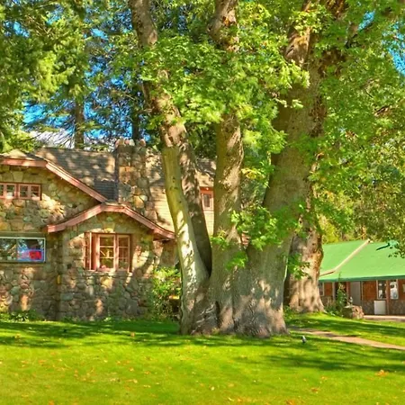 Strawberry Valley Inn-2