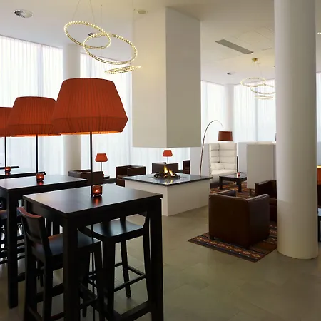 Park Plaza Amsterdam Airport-3