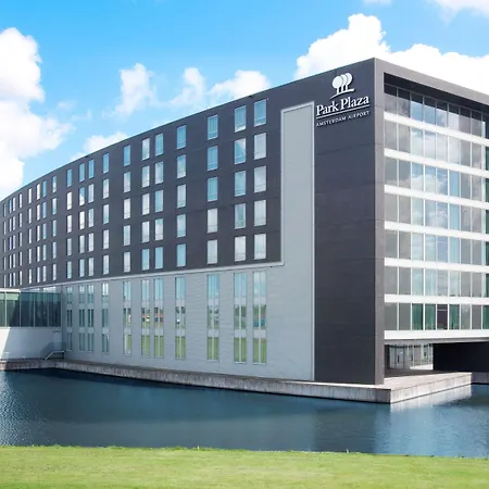 Park Plaza Amsterdam Airport-3