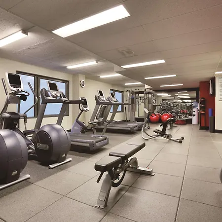 Embassy Suites By Hilton - Montreal-3