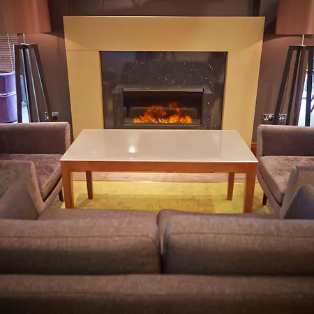 Mercure Sheffield Parkway-2