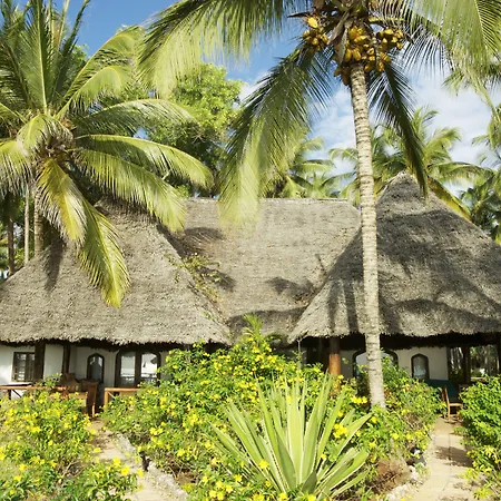 Bluebay Beach Resort & Spa-2