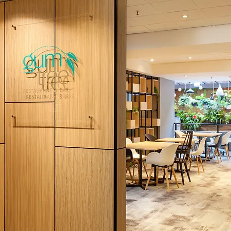Metro Aspire Hotel Sydney-3
