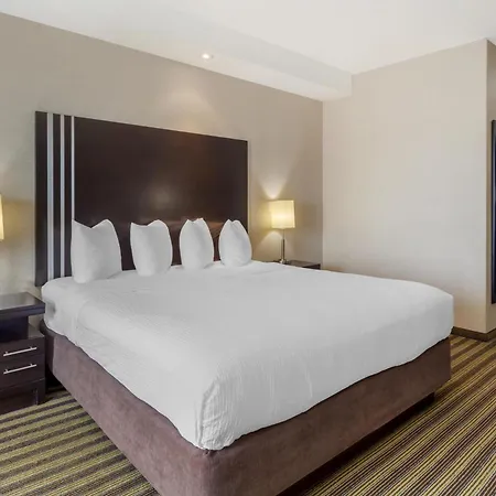 Best Western Plus Sherwood Park-2