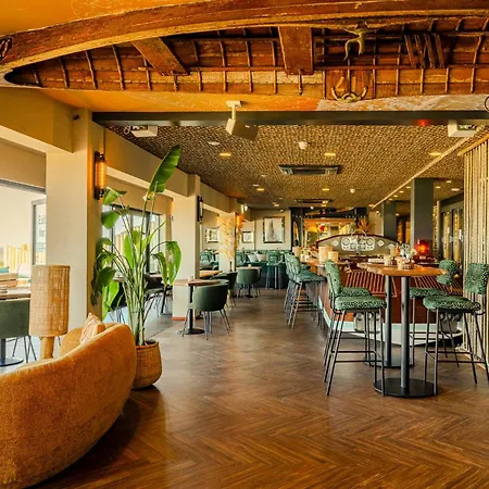 Beachhouse Hotel-2