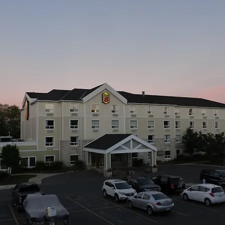 Super 8 By Wyndham Peterborough-2