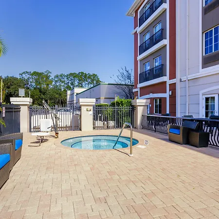 Holiday Inn Express Tampa North Telecom Park By Ihg-2