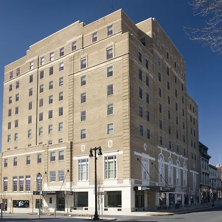 Grand Eastonian Hotel & Suites-2