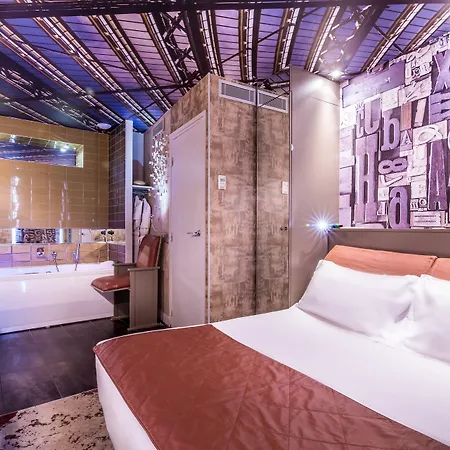 Apostrophe Hotel-3