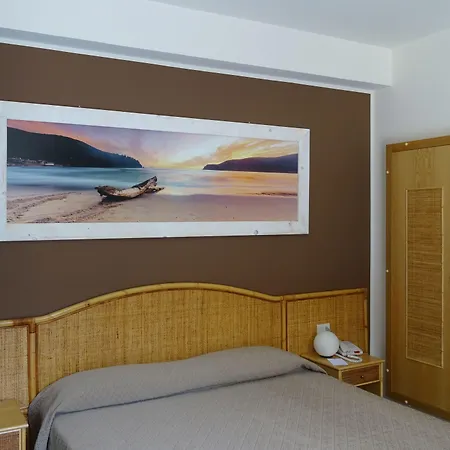 Hotel Desiree-3