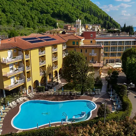 Hotel Bisesti ***S-3