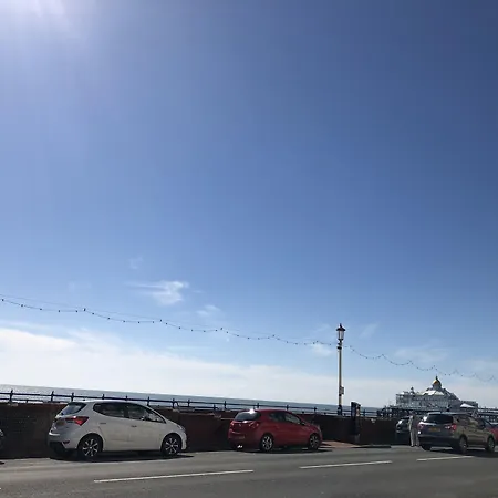 Eastbourne Riviera Hotel-3