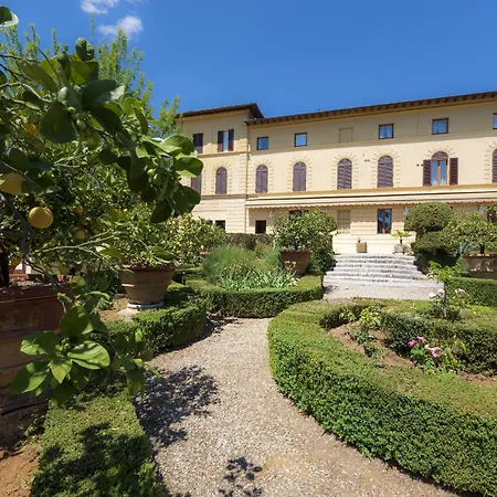 Villa Scacciapensieri Boutique Hotel-3