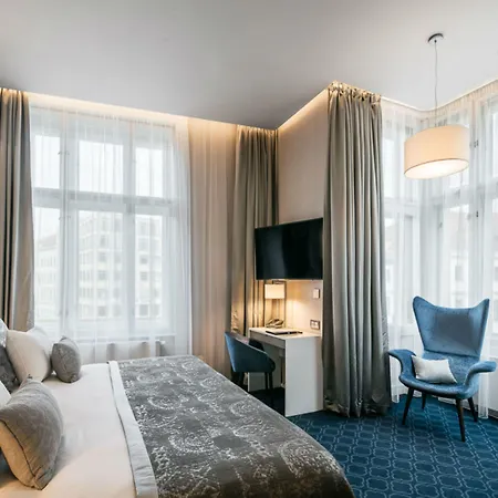 Hotel Kings Court-2