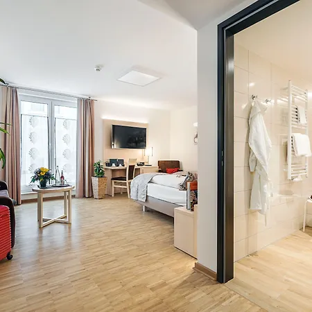 Hotel Rappen Rothenburg Ob Der Tauber-3
