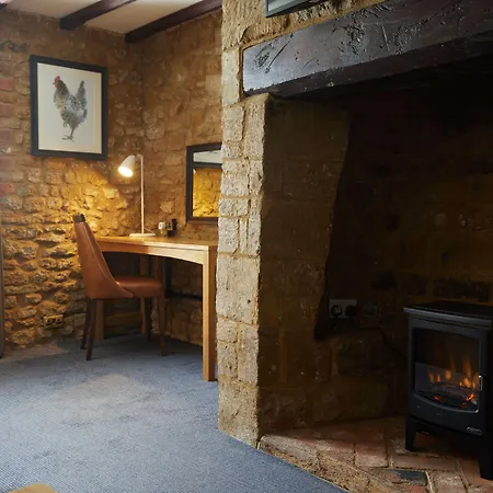 Red Lion Hotel By Greene King Inns-2