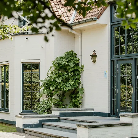 Auberge Du Pecheur-2