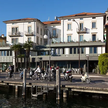 Hotel Lago Di Garda-3