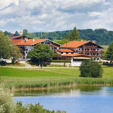 Hotel Seeblick&Ferienwohnung-2
