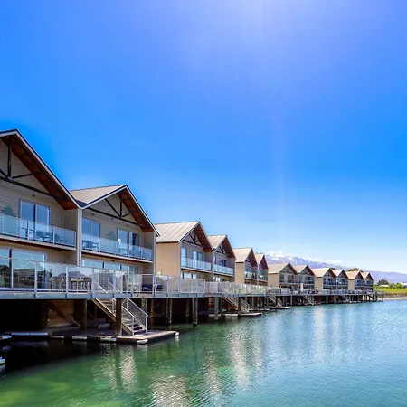 Lake Resort By Marsden-2