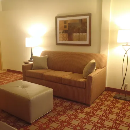 Hampton Inn & Suites Wiggins-3