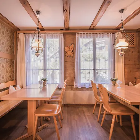 Gasthof Schoenegg B&B-2