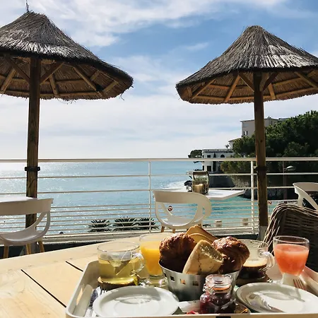 Hotel de La Plage - Mahogany-3