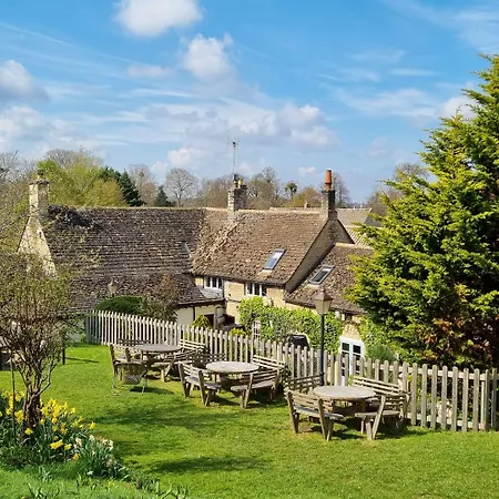 The White Hart-3