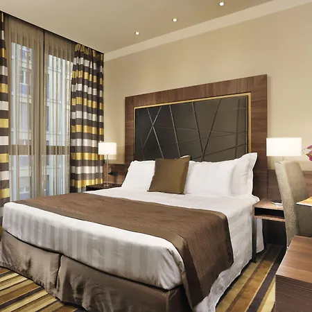 Uptown Palace-2