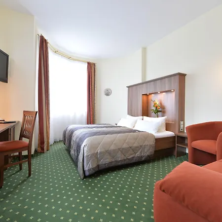 Hotel Schöngarten garni-3