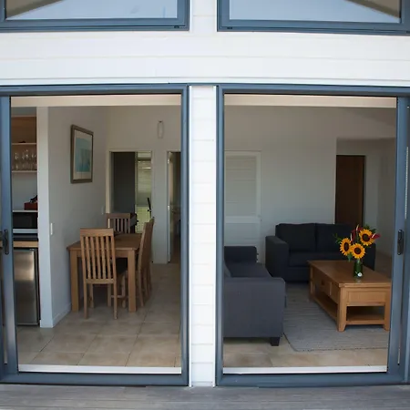 Waiheke Island Resort Conference & Accomodation Centre-2