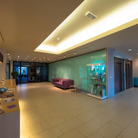Hotel du Casino-3