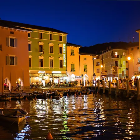 Hotel Benaco-2