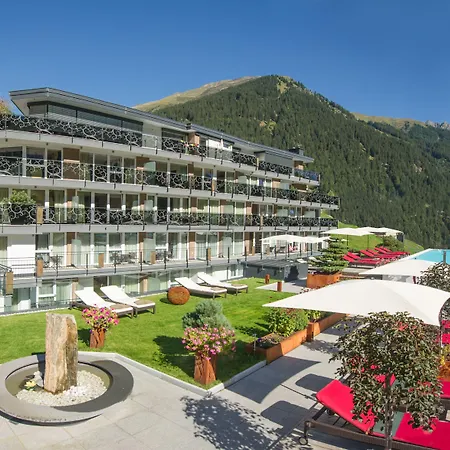 Hotel Fliana 4-3